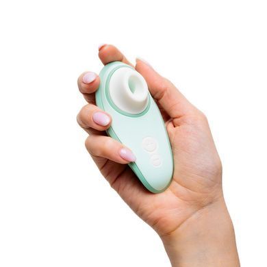 Вакуумный клиторальный стимулятор Womanizer Liberty 2 Sage, 8 режимов, магнитная крышечка SX0520 фото